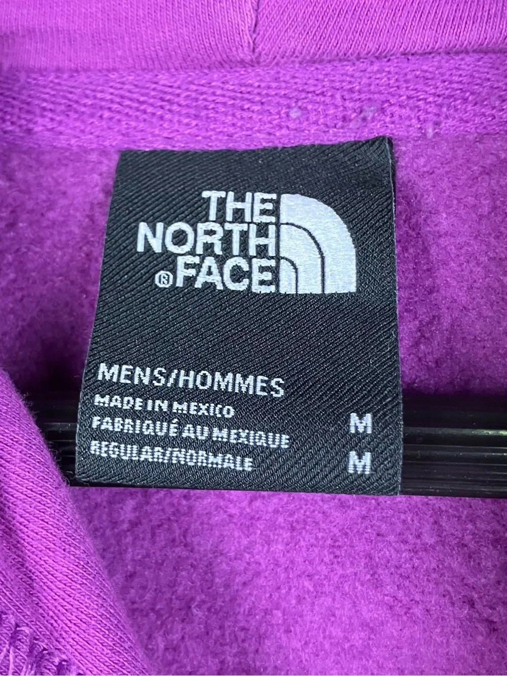 The North Face Men’s Size M Hoodie Sweatshirt Purple Never Stop Exploring Logo.